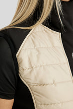Load image into Gallery viewer, MoMartha Contrast Hybrid Gilet - Warm Light Grey

